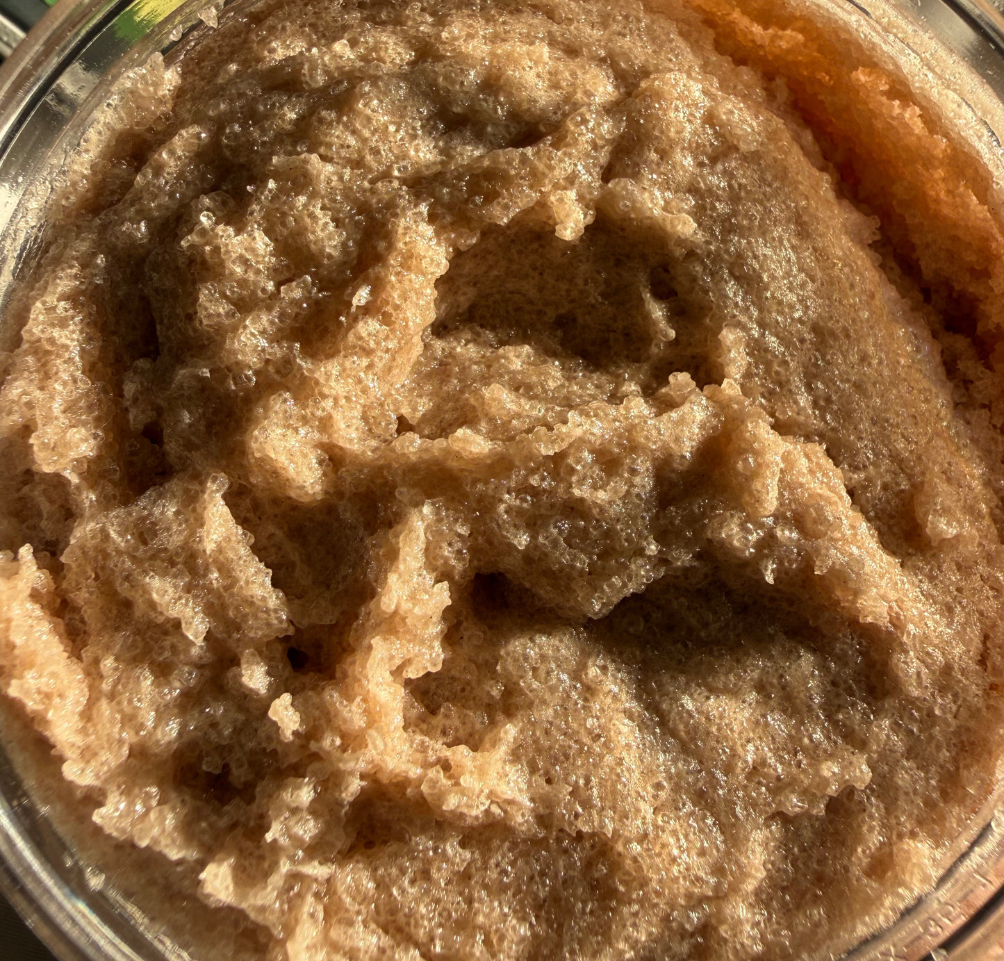 Warm Vanilla Marshmallow Foaming Body Scrub